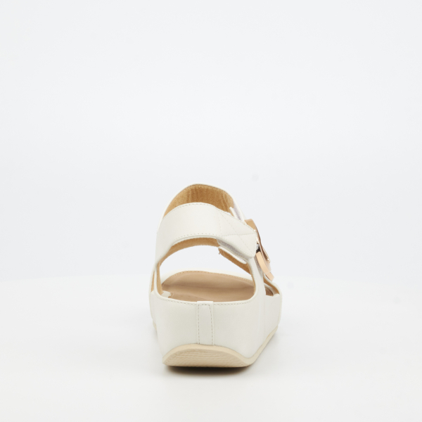 Delia 11 Faux Leather Shoes - White - Image 4