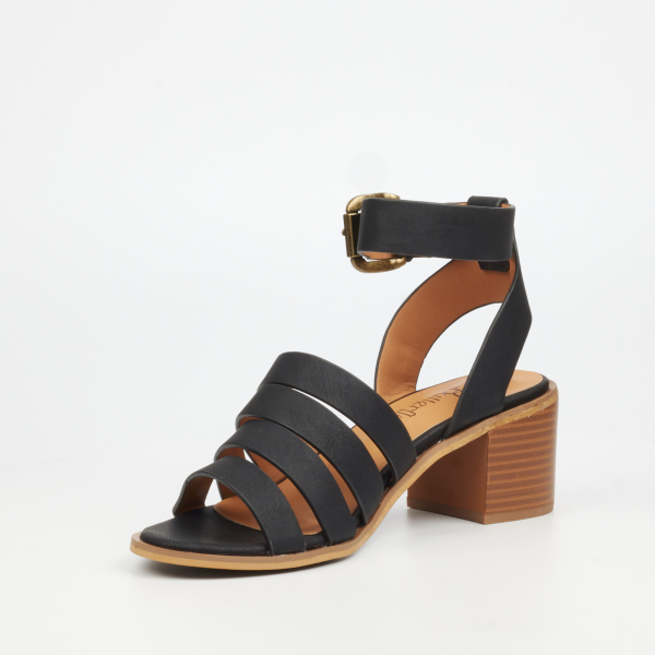 Wexley 1 Faux Leather Low Heels - Black - Image 7