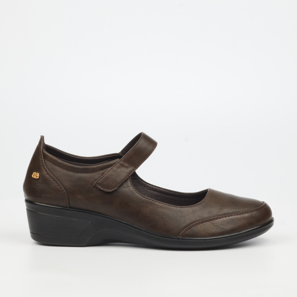 Moxie 1 Faux Leather Low Wedges - Chocolate