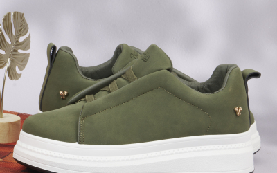 How to Find the Best Black Friday Sneakers for Women