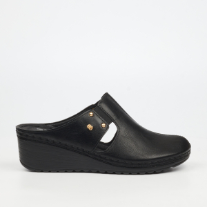 Taryn 1 Faux Leather Low Wedges - Black